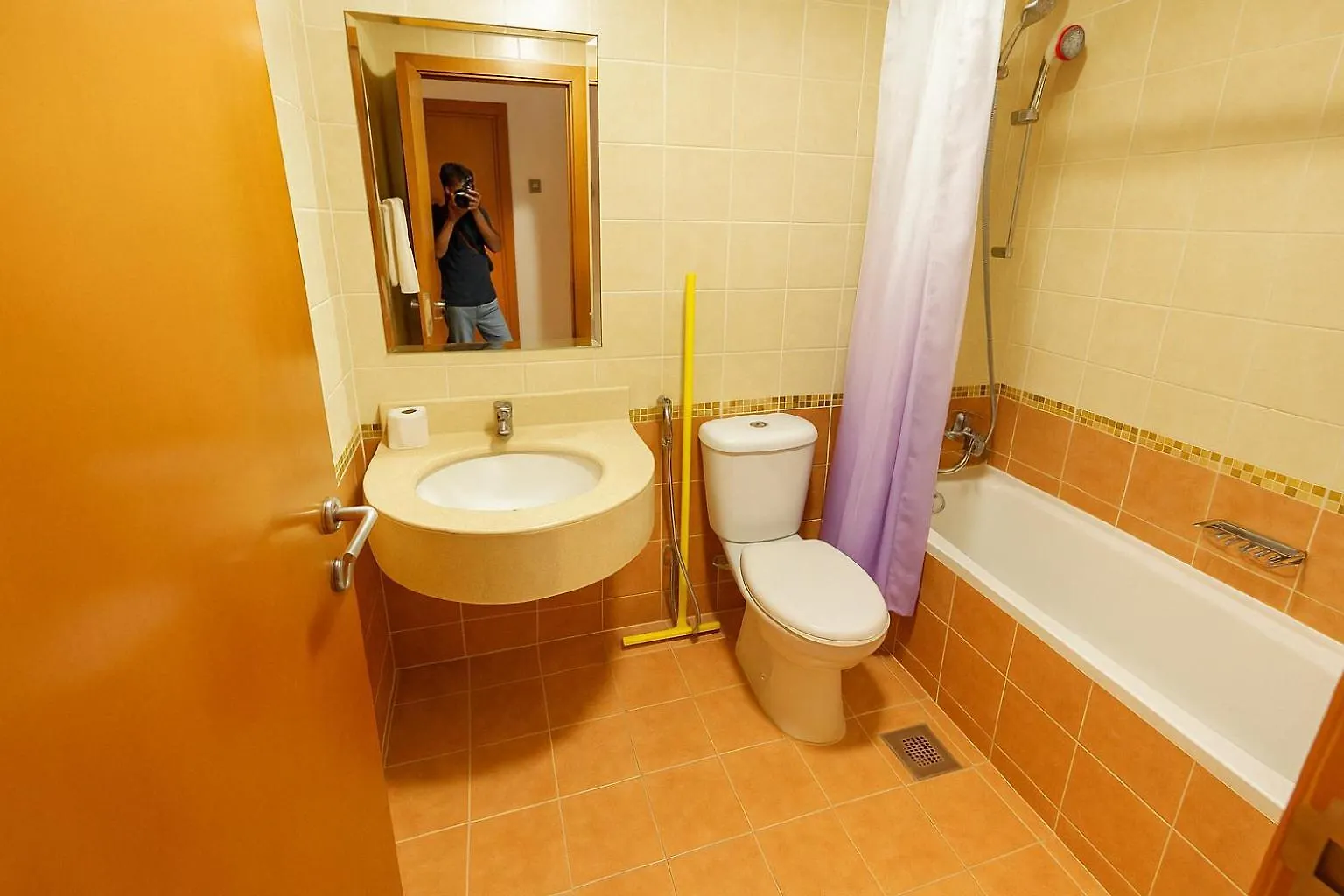 Deluxe Studio For Rent At Marina View Towers Дубай 0*,