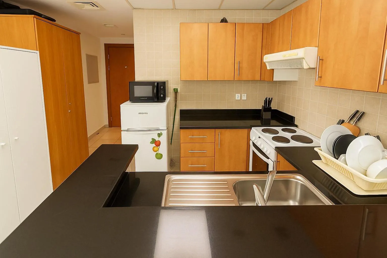 Deluxe Studio For Rent At Marina View Towers Дубай 0*,  ОАЭ